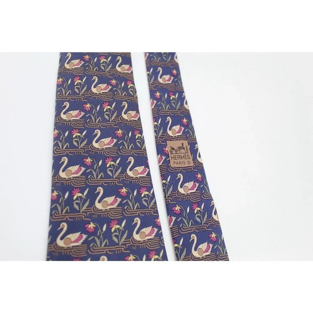 Hermès Swan Tie Mens Blue 100% Silk Made In France Novelty Animal Print